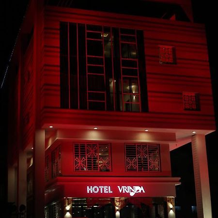 Hotel Vrinda Lātūr Exterior foto
